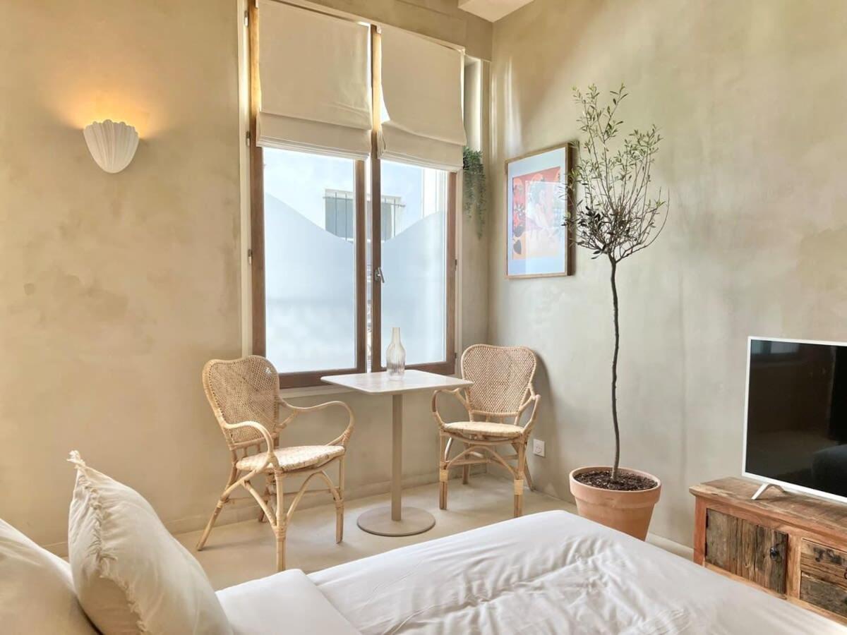 Studio De Charme Pour Un Sejour En Amoureux - 2P - Flat-Guest Paris Ngoại thất bức ảnh