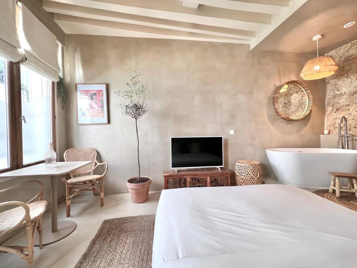Studio De Charme Pour Un Sejour En Amoureux - 2P - Flat-Guest Paris Ngoại thất bức ảnh
